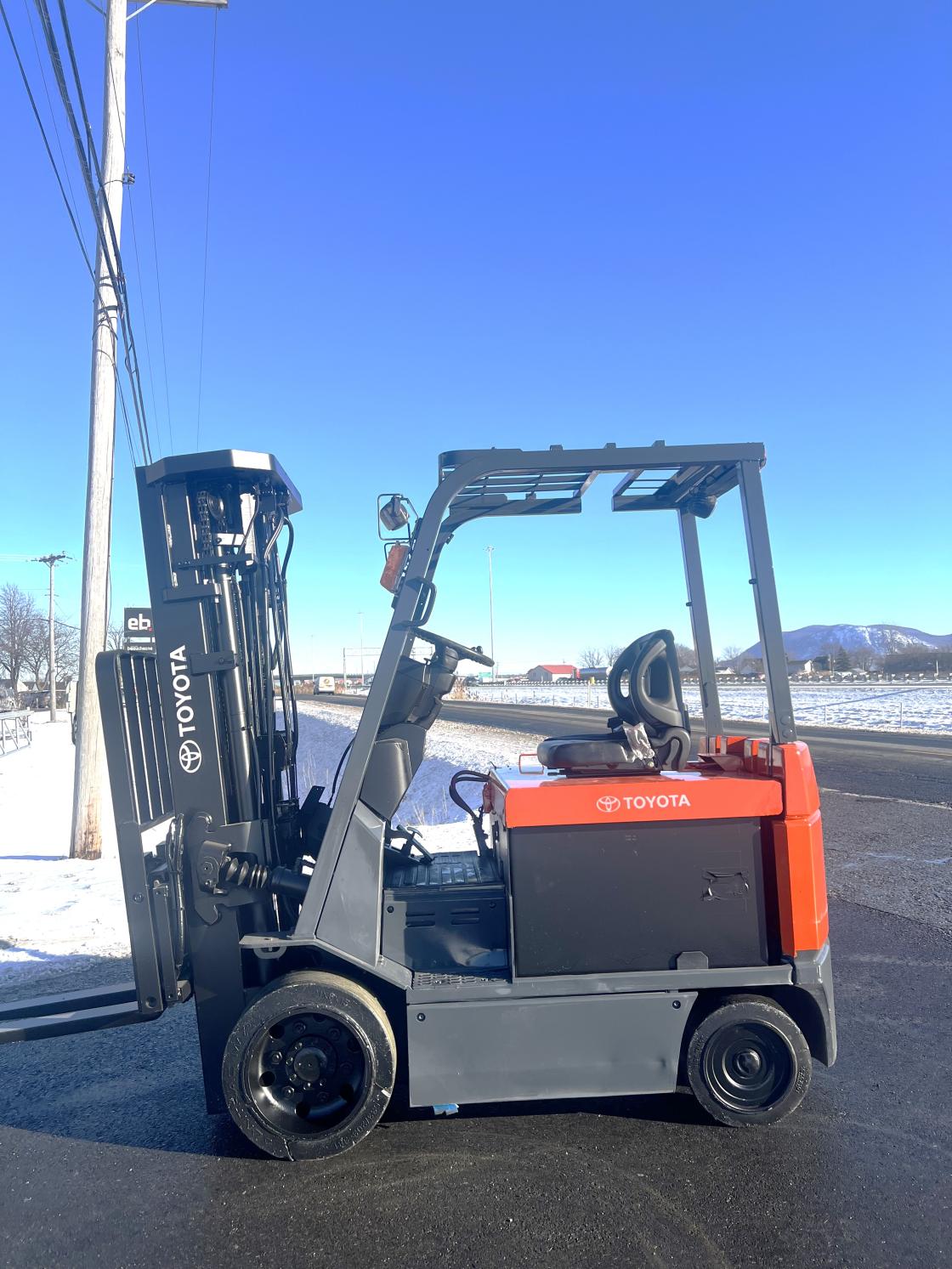 Toyota 7FBCU30