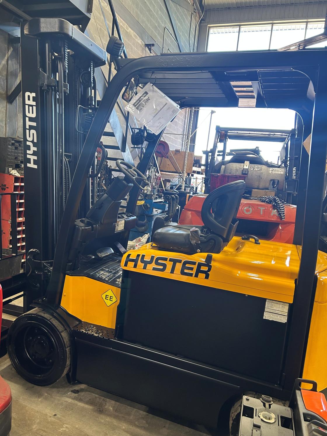 Hyster E70XN