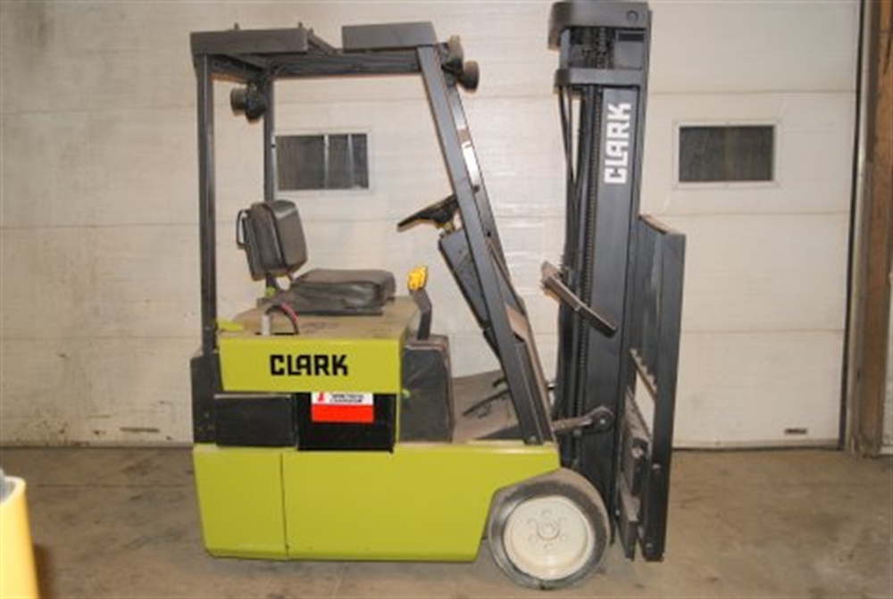 Clark TM15