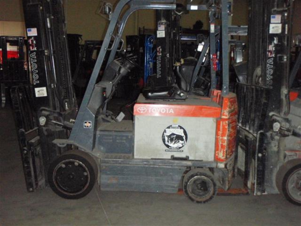 Toyota 7FBCU30
