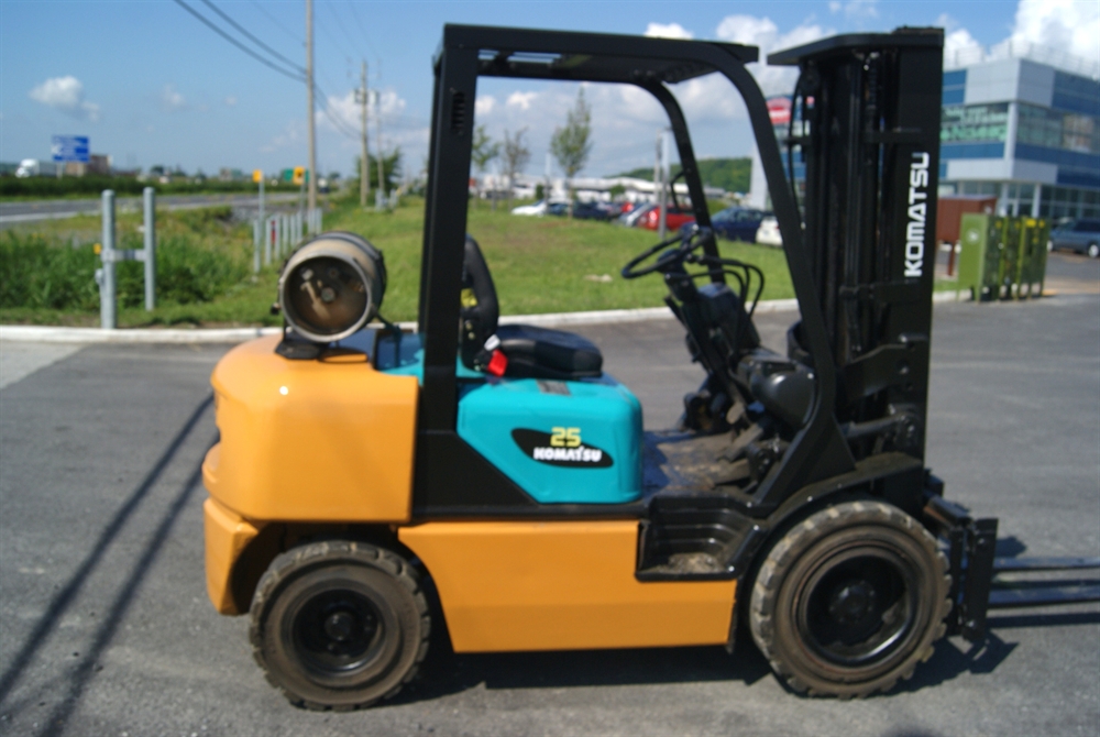 Komatsu FG25