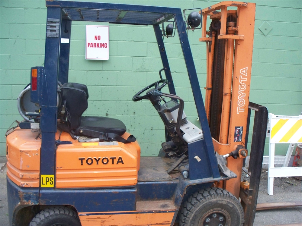 Toyota 4FGU15