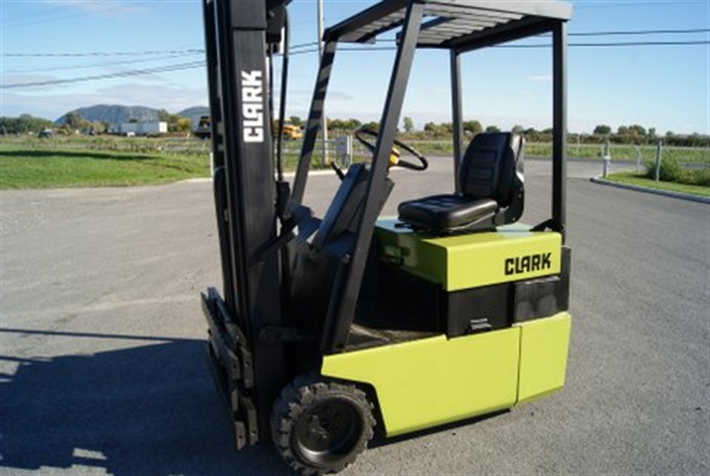 Clark TM15