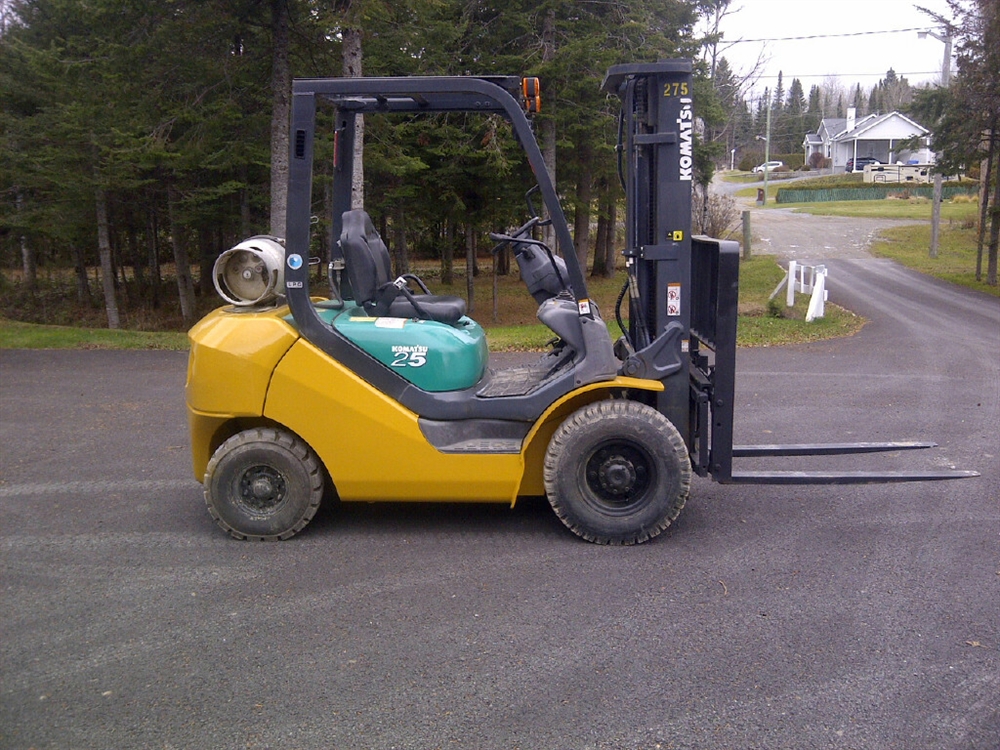 Komatsu FG25