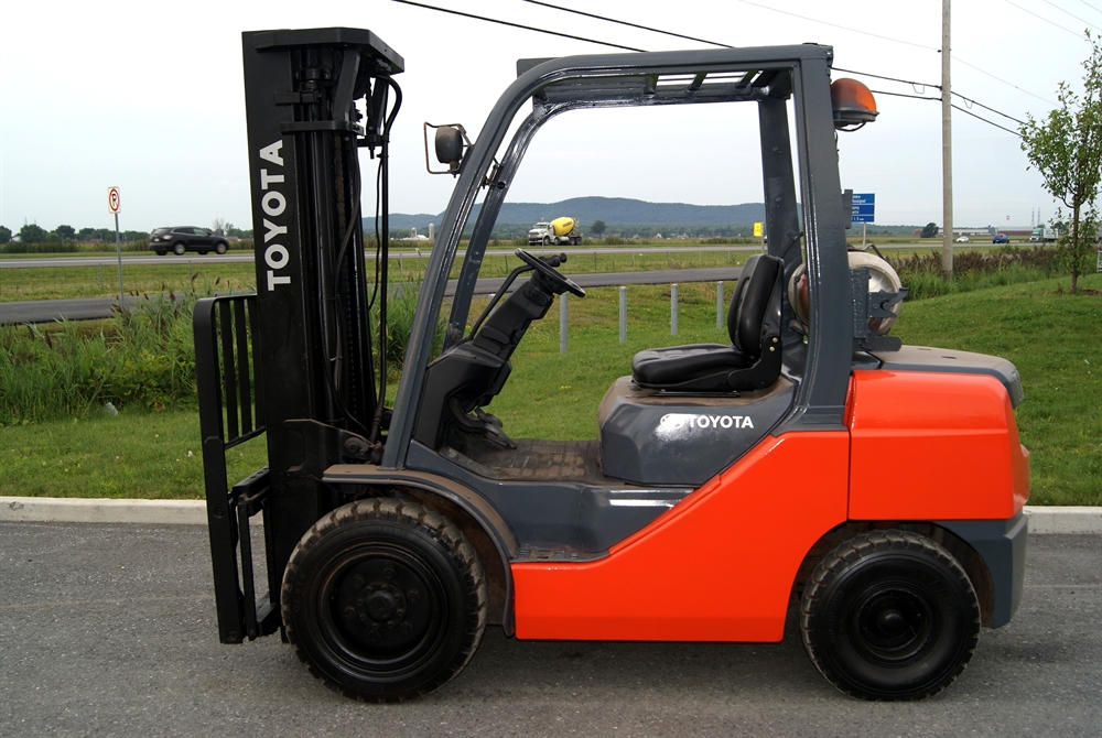 Toyota 8FGU30