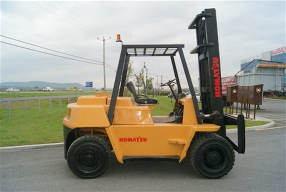 Komatsu 