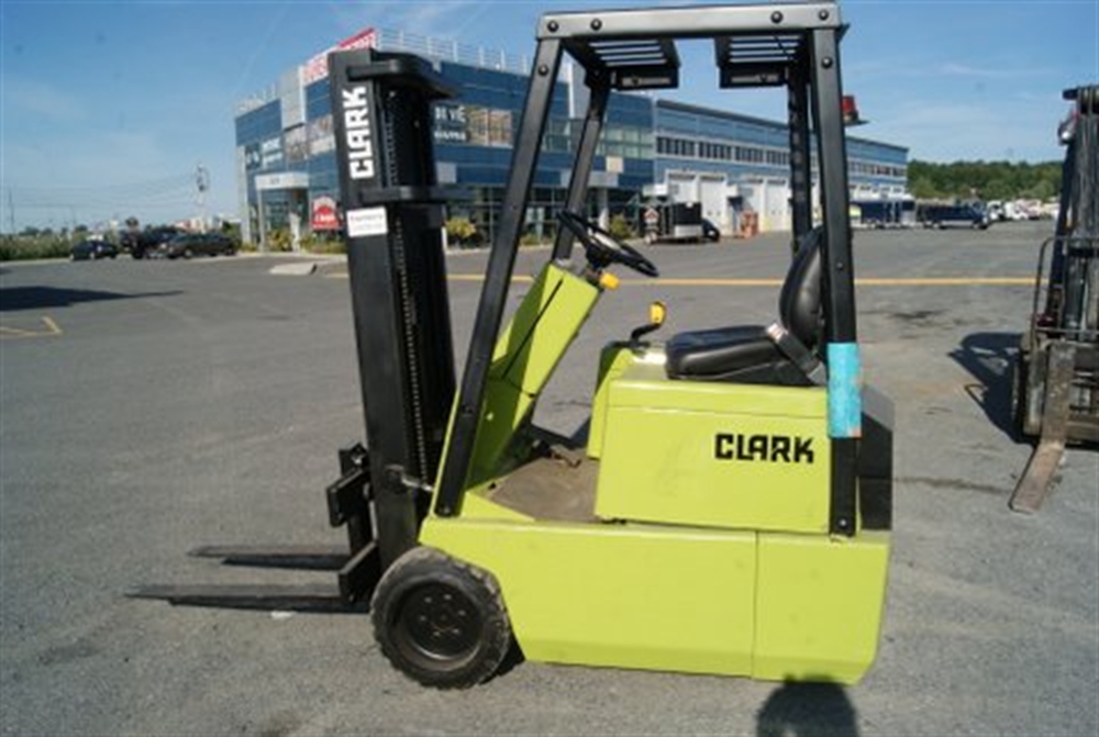 Clark TM15