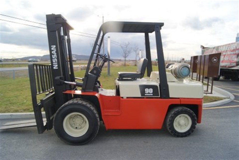 Nissan UGF03A40V