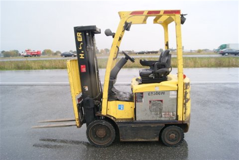 Hyster E50XN-27
