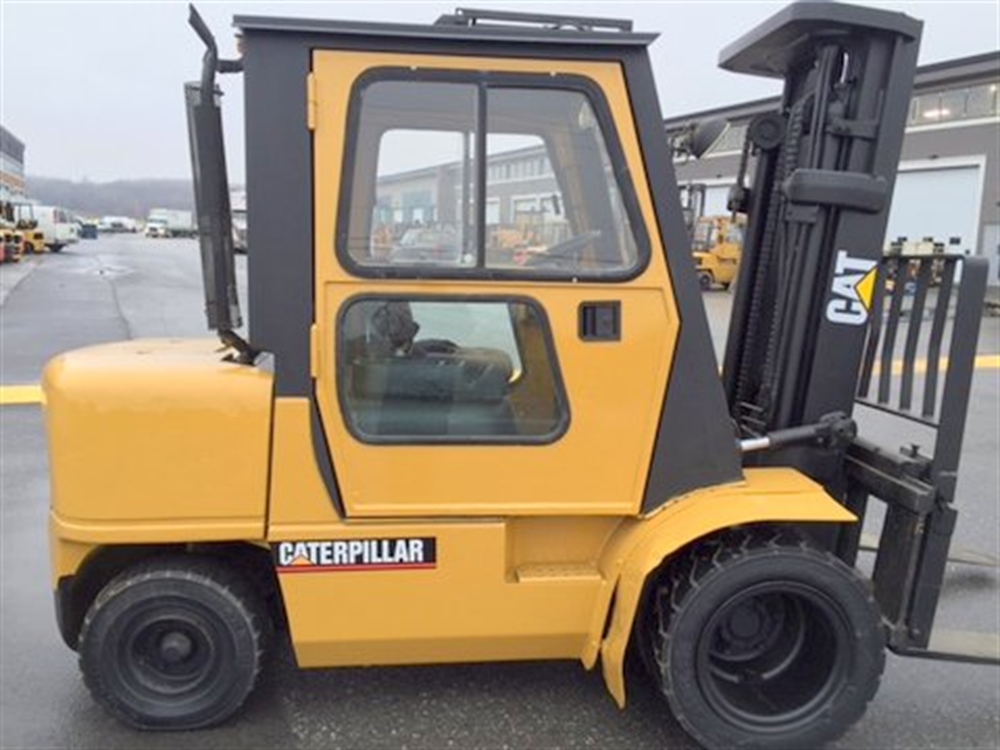 Caterpillar DP30