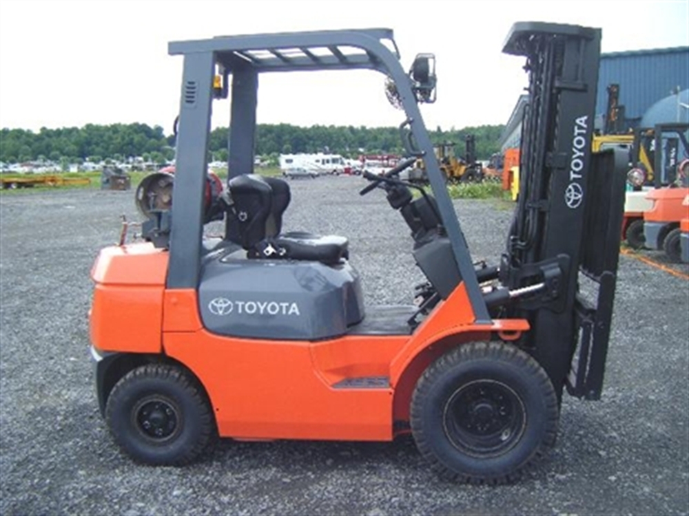 Toyota 7FGU25