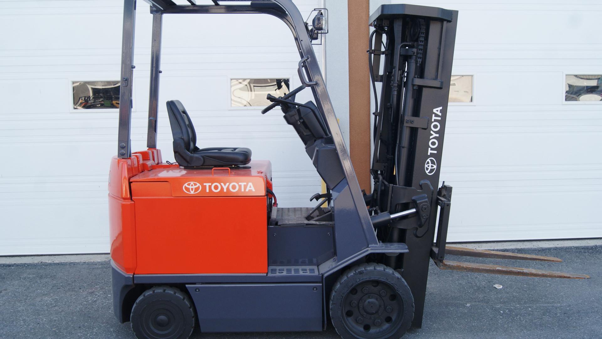 Toyota 7FBCU25