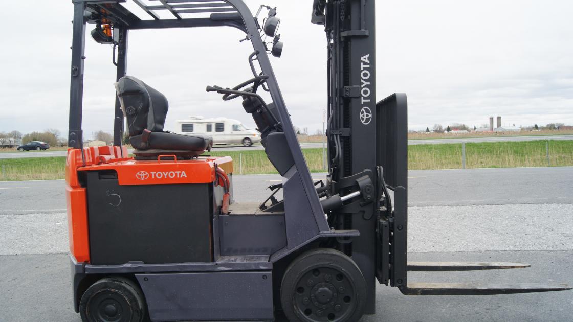 Toyota 7FBCU25