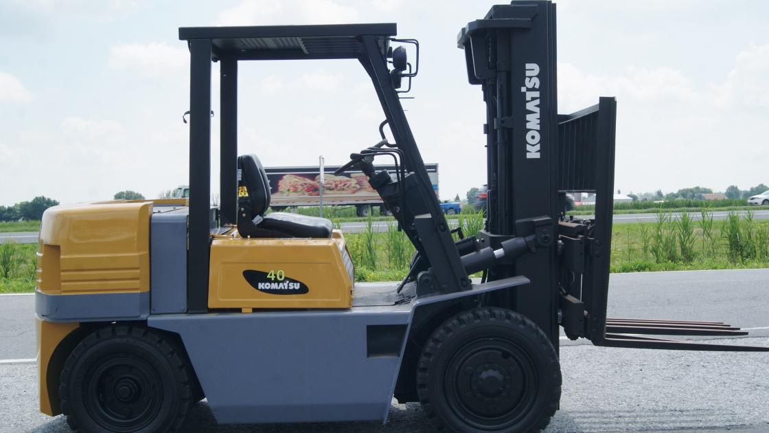 Komatsu FG40TT-6