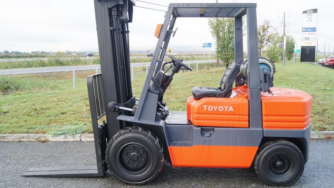 Toyota 5FGU30