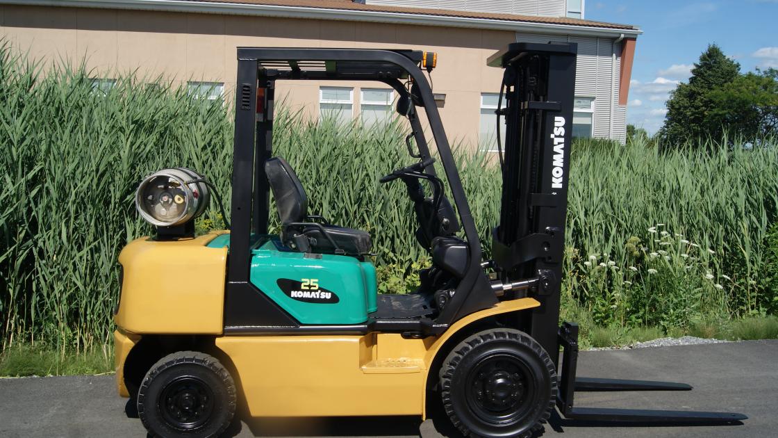 Komatsu 