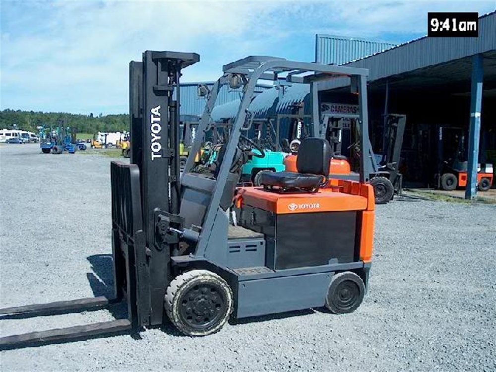 Toyota 7FBCU30