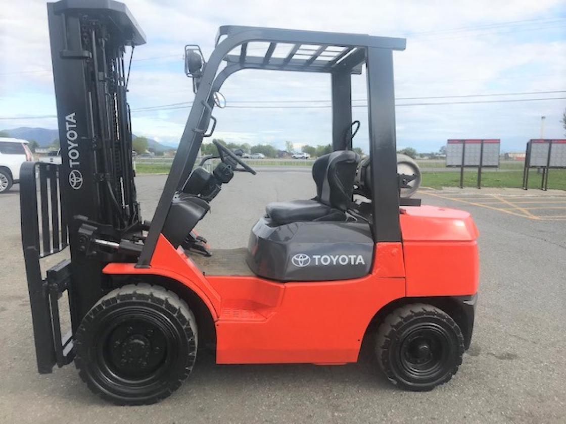 Toyota 7FGU30