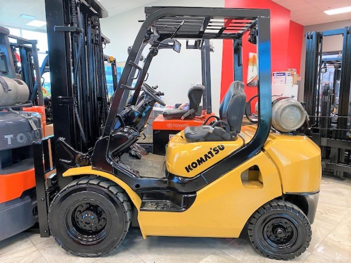Komatsu FG25T-16