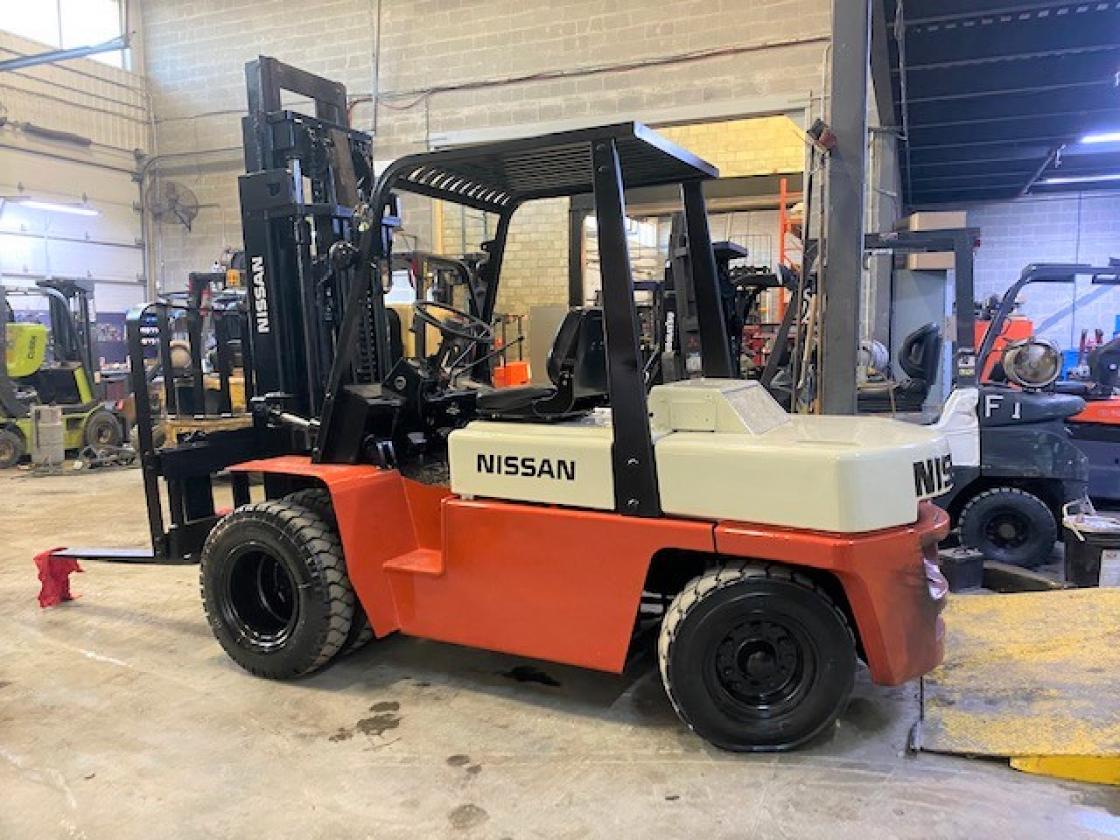 Nissan UGF03A40V