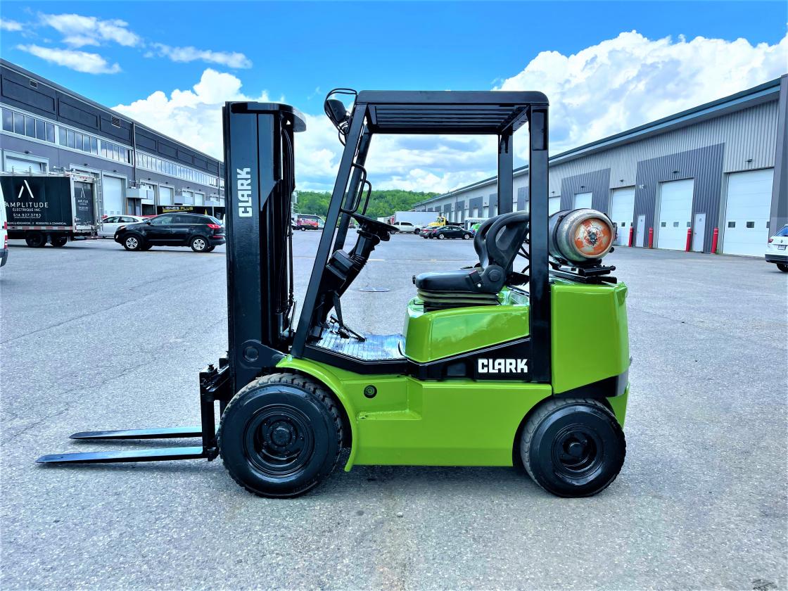 Clark CGP25