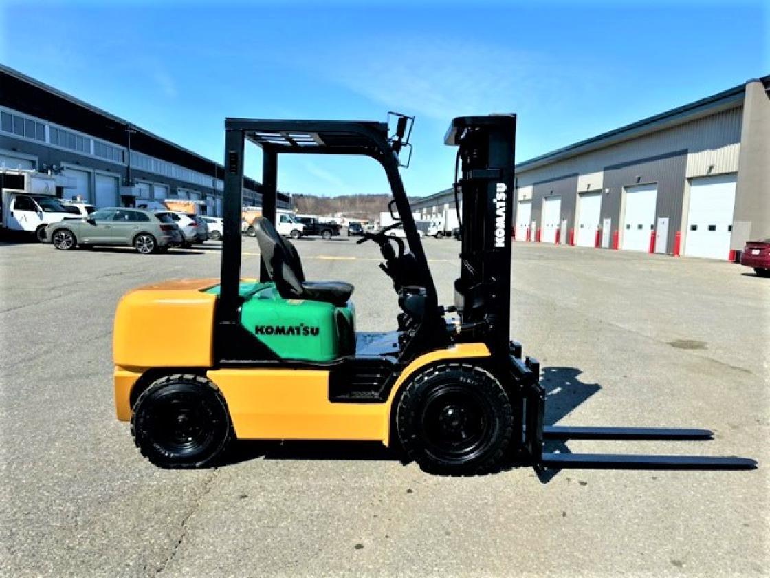 Komatsu FD30T-14 