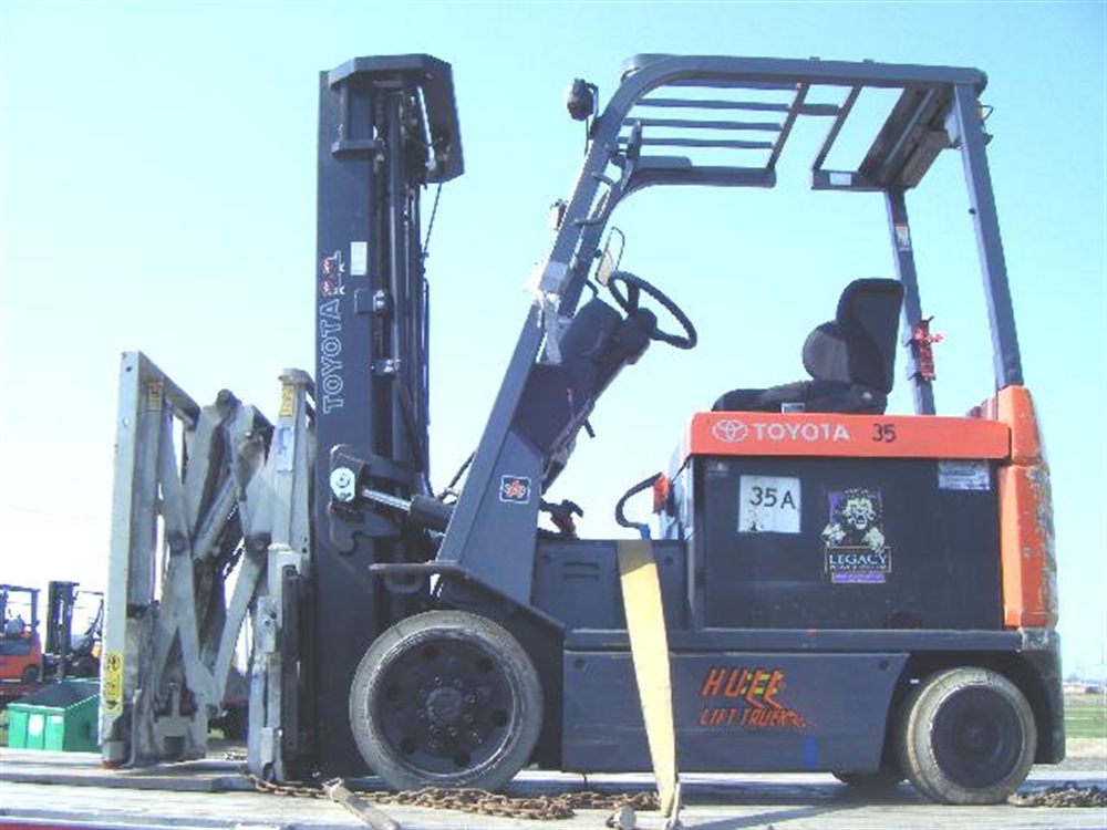 Toyota 7FBCU30