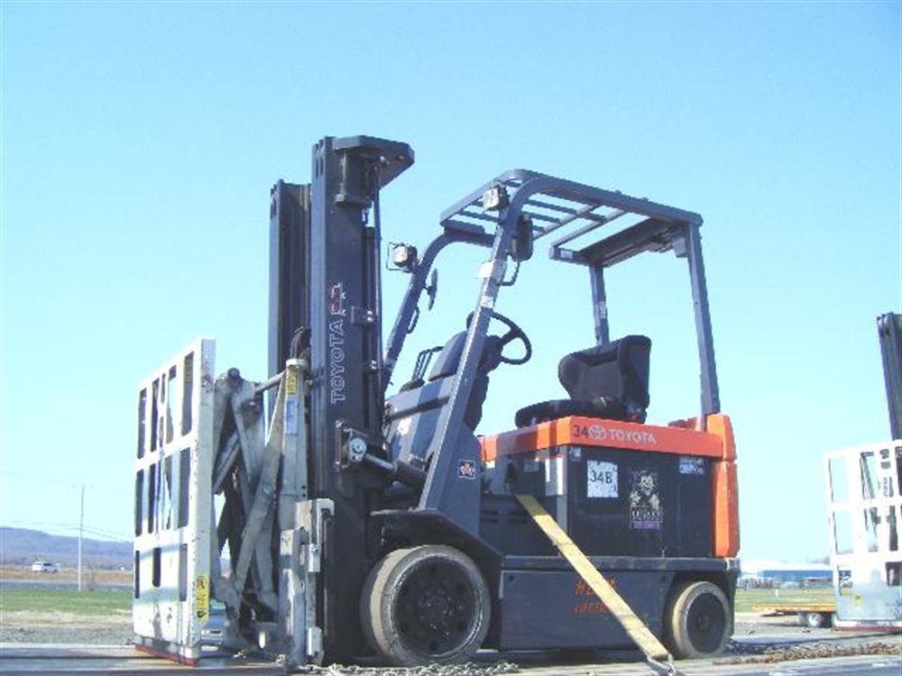 Toyota 7FBCU30
