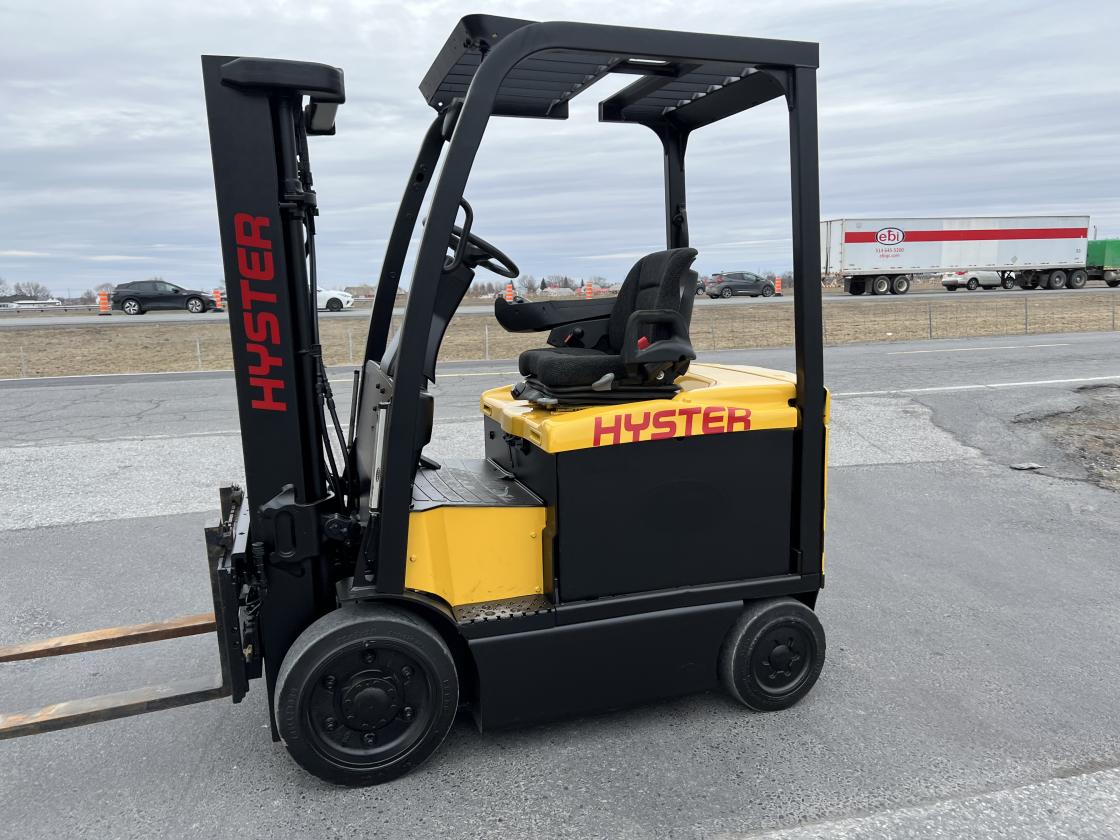 Hyster E45