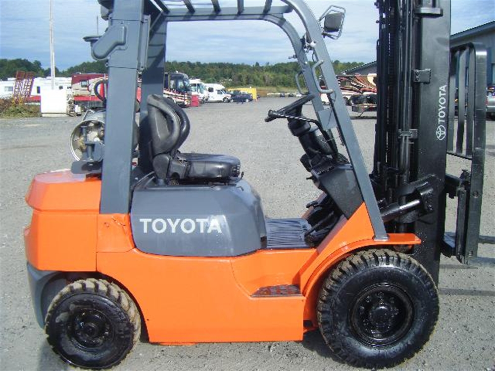Toyota 7FGU25
