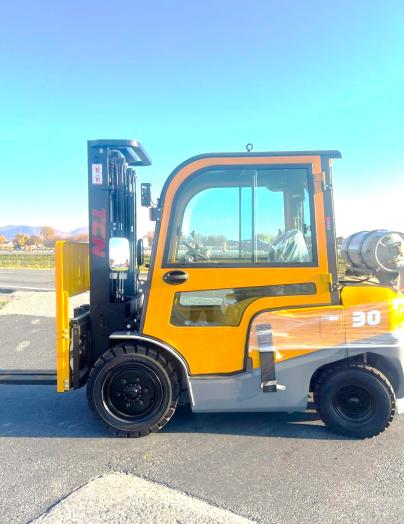 TCN Forklifts(s) Pneumatic