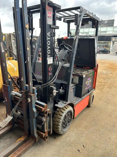 Modèles Chariots Élévateurs Usagés et Neufs Toyota