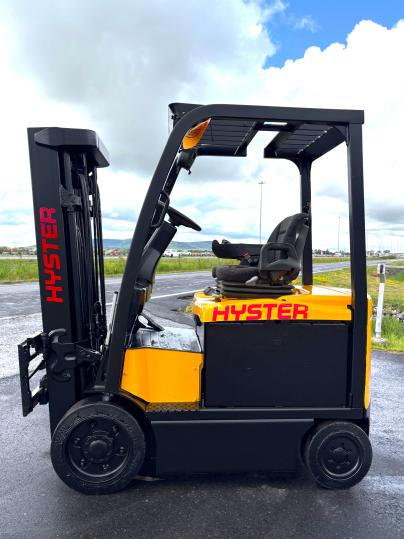 Modèles Chariots Élévateurs Usagés et Neufs Hyster