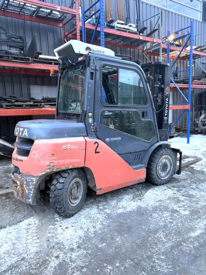 Chariot(s) Pneumatique Toyota