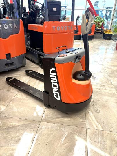 Crown New and Used Forklifts Models, Pallet Trucks and More