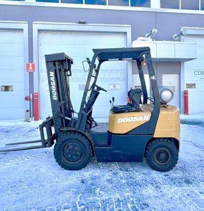 Chariot(s) Pneumatique Doosan