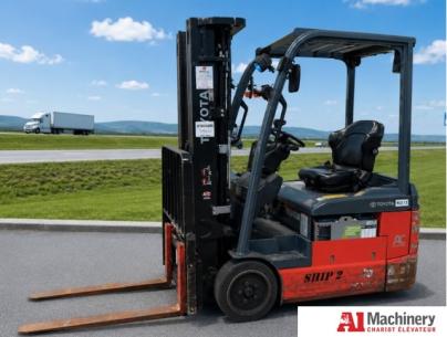 Toyota Forklifts(s) 3 wheels cushion electric