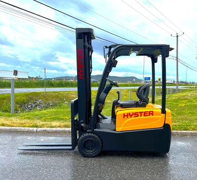 Modèles Chariots Élévateurs Usagés et Neufs Hyster
