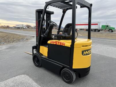 Modèles Chariots Élévateurs Usagés et Neufs Hyster