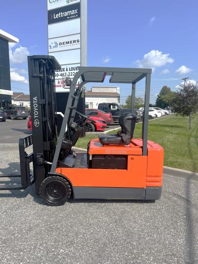 Modèles Chariots Élévateurs Usagés et Neufs Toyota